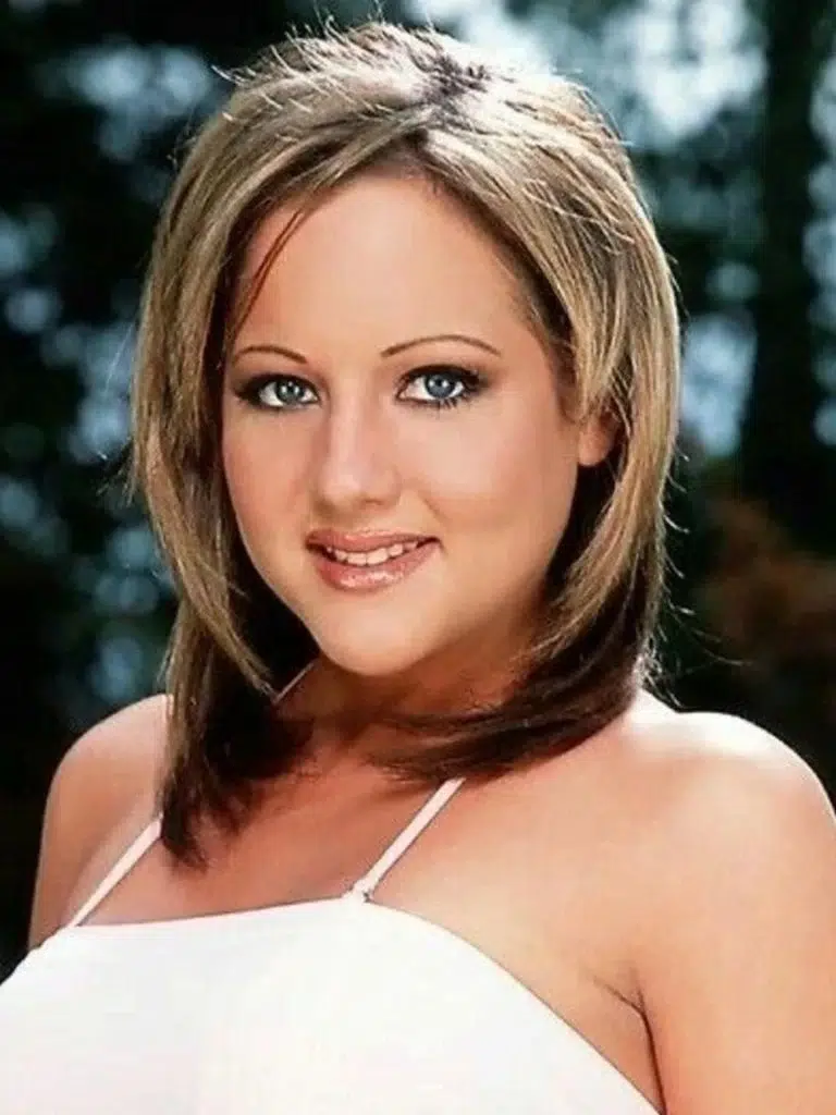 Sophia Gently Biography: Wiki, Age, Career, Height, Weight, Boyfriend, Net Worth & More